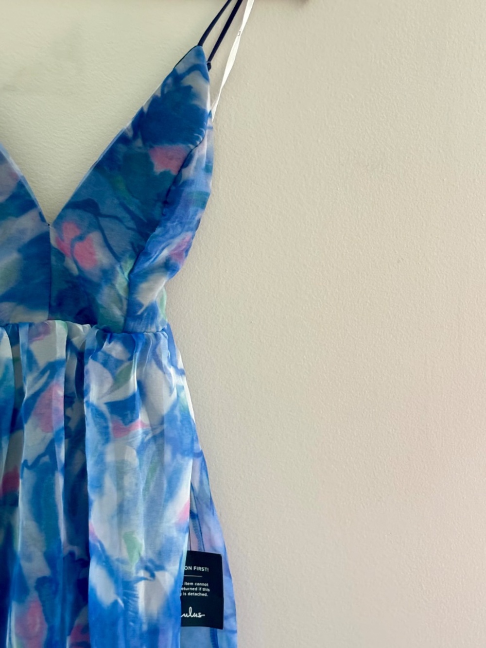 NWT Lulu's Bloom Wildly Maxi Dress Open Back Watercolor Fairy Organza Blue Sz XS - Picture 5 of 16